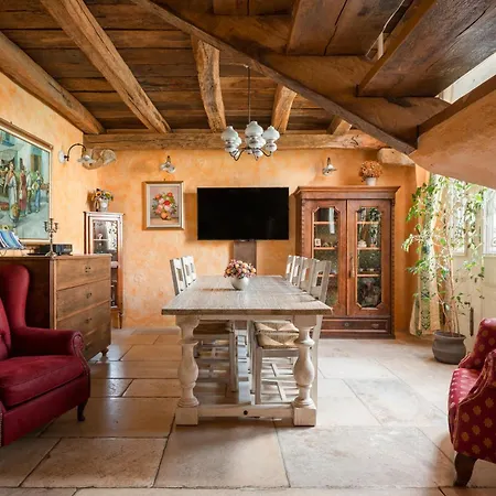 Villa Dobrinja - A Boutique Hideaway Marezige