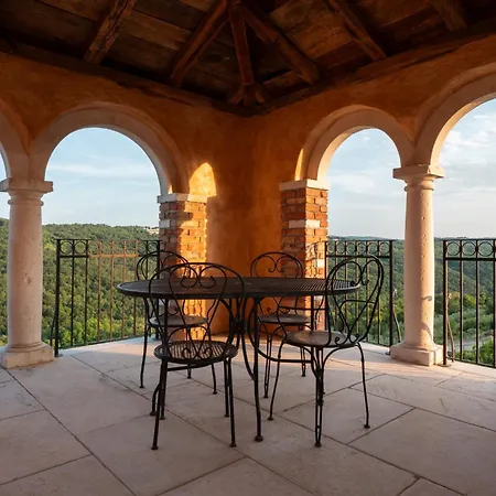 Vila Dobrinja - A Boutique Hideaway Marezige